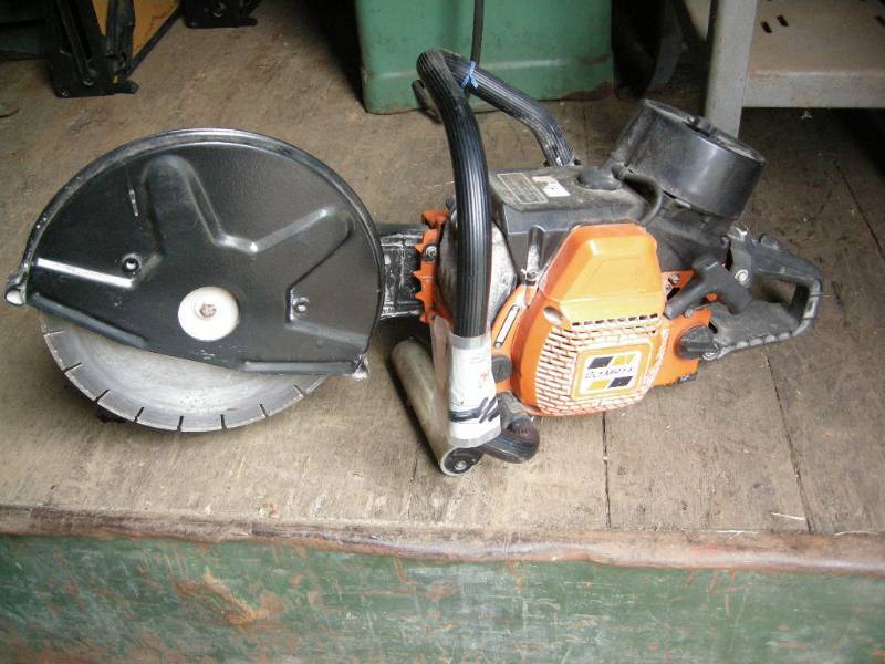 lot 26 image: Olympic 274 ConcreteCement Saw