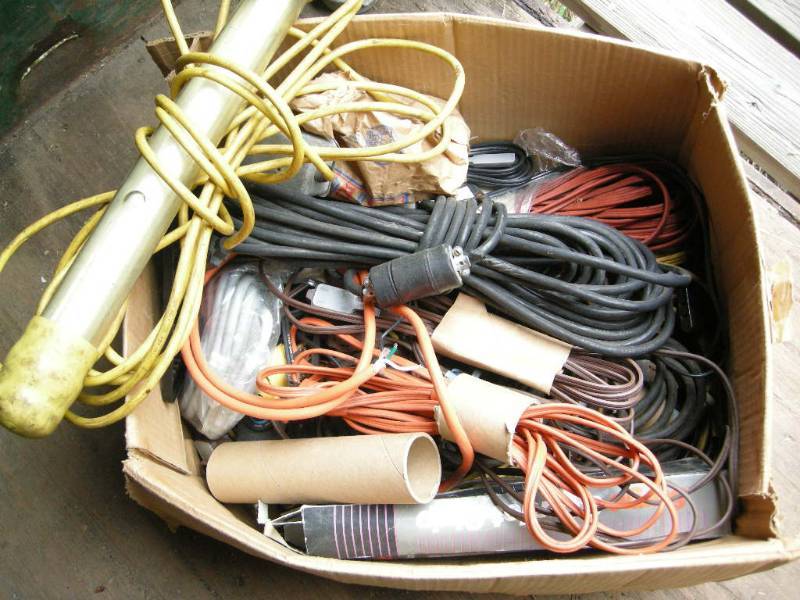lot 39 image: Extension Cords