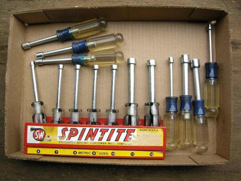 lot 54 image: Nut Drivers