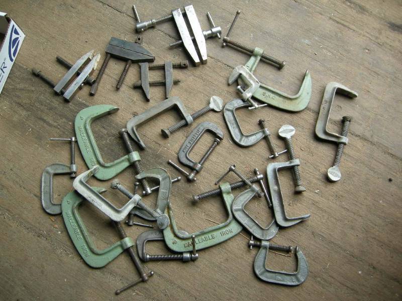 lot 74 image: Clamps