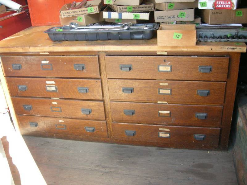 lot 48 image: Vintage Oak Workbench