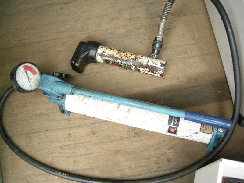 lot 136 image: Port-A-Power Type Tool with Accessories