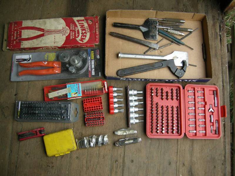 lot 157 image: Driver Bits and Tools