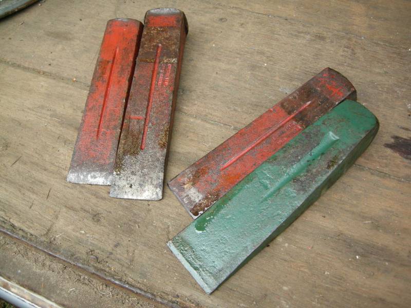 lot 159 image: 4 Wood Splitting Wedges