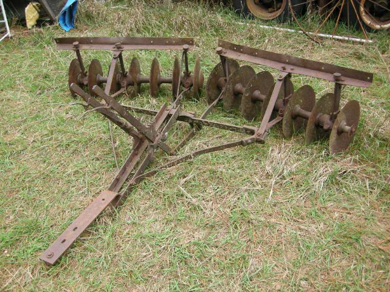 lot 170 image: Vintage Farm Implement