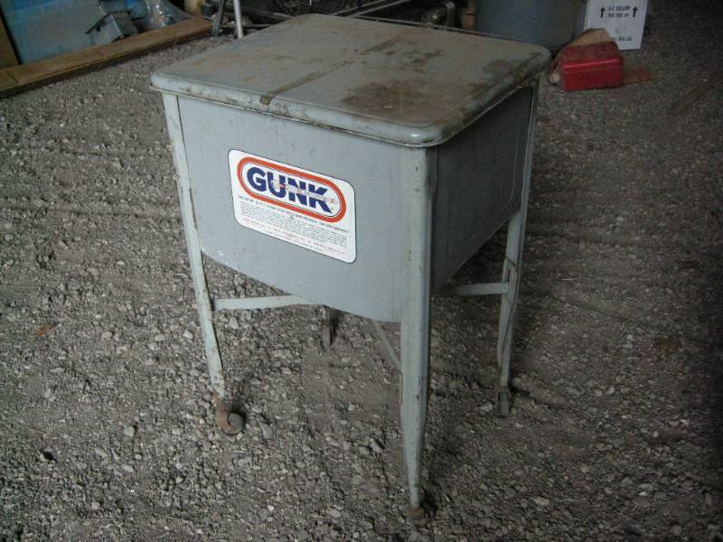 lot 217 image: Vintage Gunk Part Washer Tank