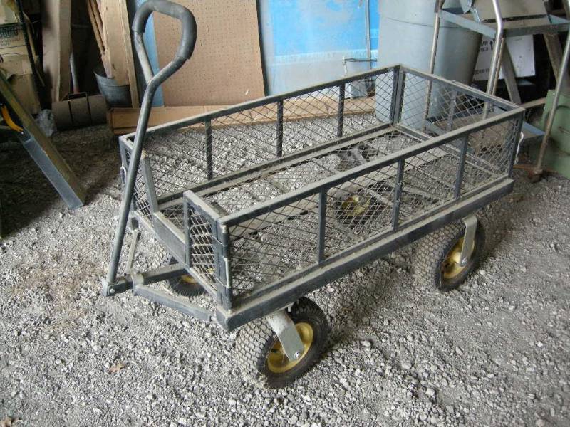 lot 227 image: Large Chore Wagon