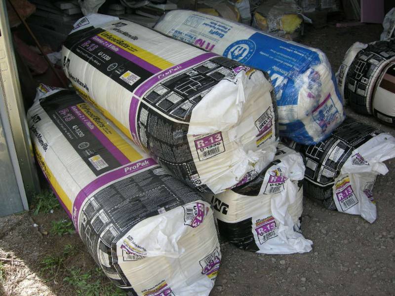 lot 242 image: 5 Pack R13 Insulation