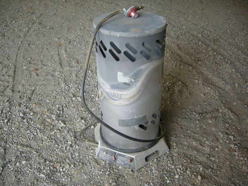 lot 247 image: Mr Heater Propane Heater