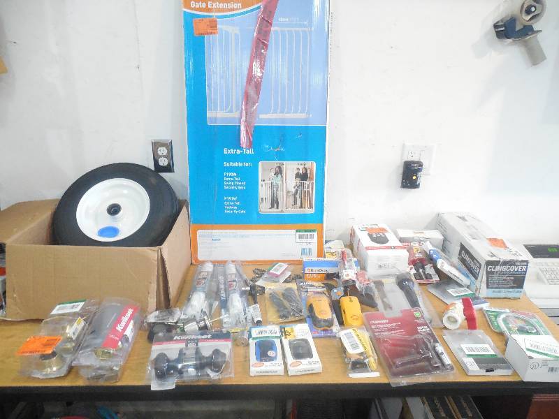 lot 3 image: ASSORTED BOX LOT