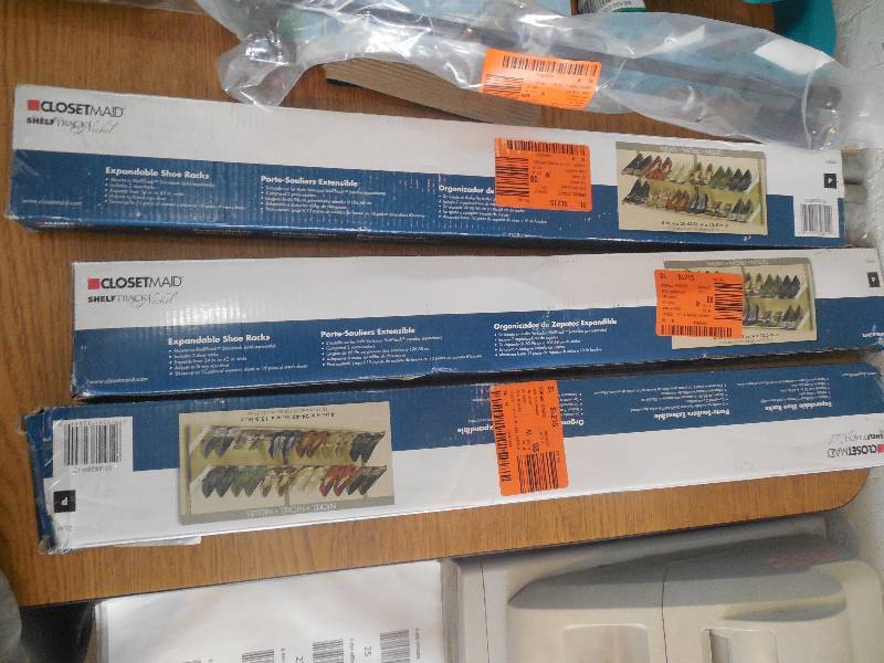 lot 29 image: ASSORTED BOX LOT
