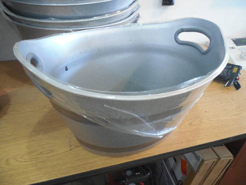lot 71 image: (18) FAUX GALVANIZED BUCKET PLANTER LOT