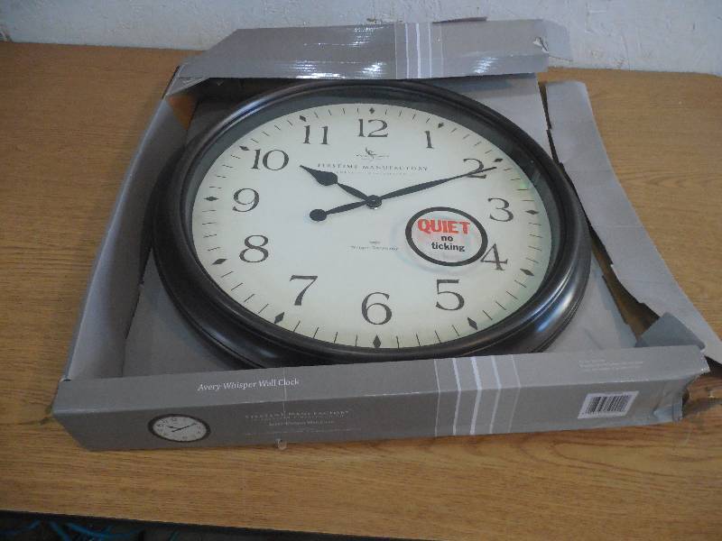 lot 77 image: FirsTime 20 in. Round Avery Whisper Wall Clock