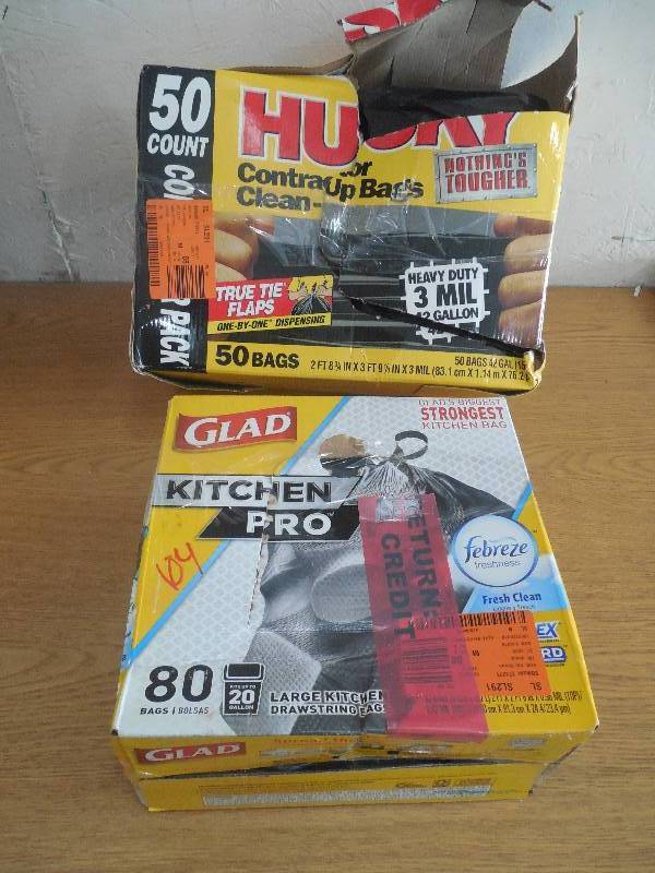 lot 104 image: GARBAGE BAG LOT