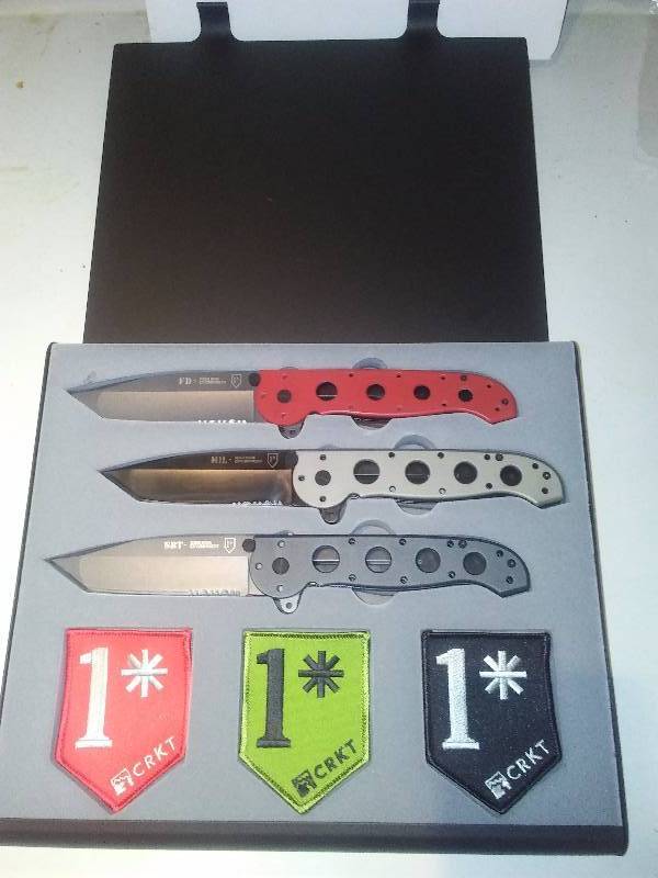 lot 12 image: For Those that Serve 3 Piece Knife Set in metal case