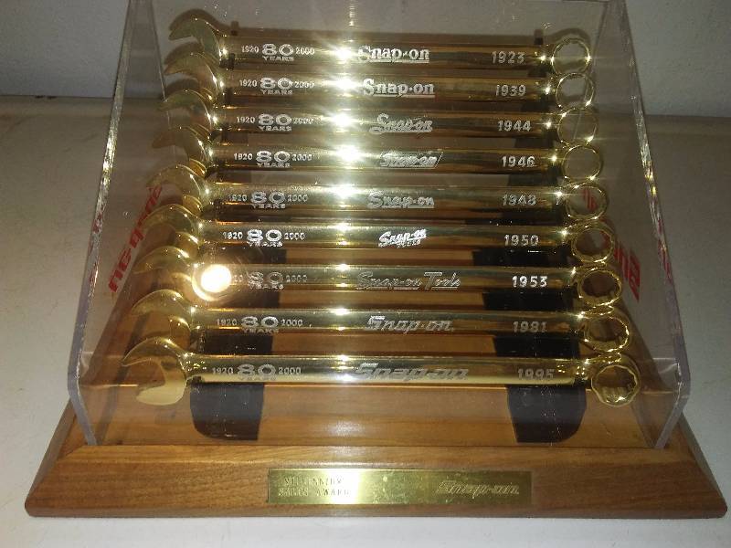 lot 18 image: Snap-on 9 pc. C commemorative 80th Anniversary Wrench Set