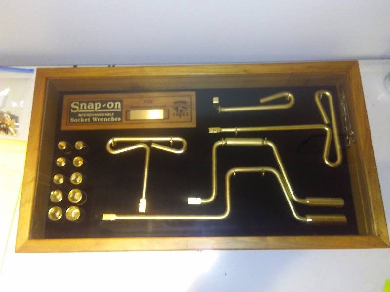 lot 23 image: 15 pc. 75th Edition Interchangeable Socket Wrench Set