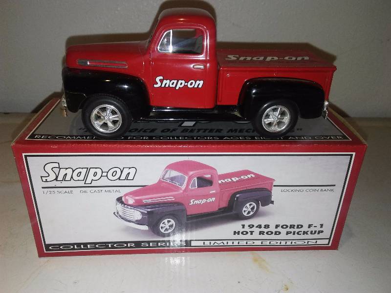 lot 107 image: Snap-on 1948 Ford F-1, Hot Rod Pick-up Bank
