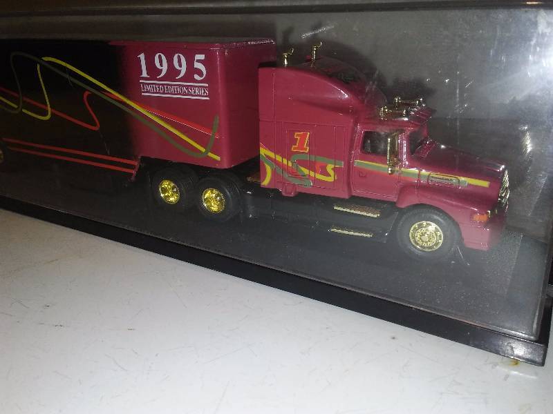 lot 111 image: Snap-on Racing 1995 Racing Champions, 1 of 13750