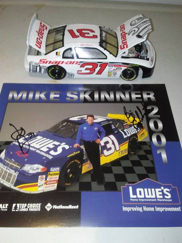 lot 125 image: Snap-on Mike Skinner #31 & Autograph