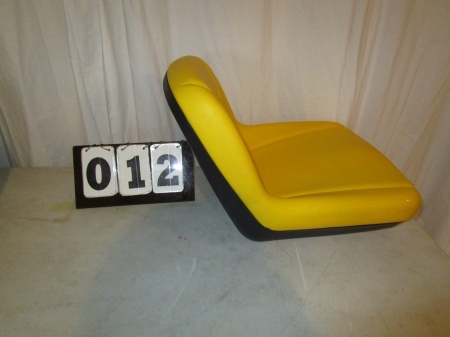 lot 12 image: Yellow Seat