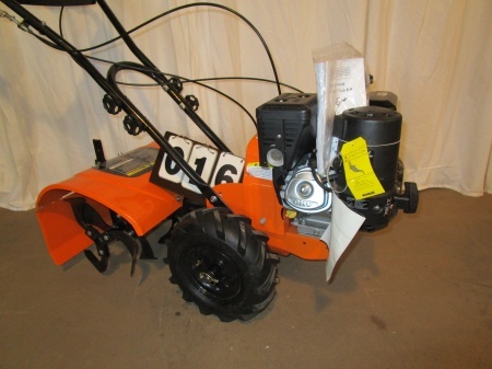 lot 16 image: Power King Rear Tine Tiller