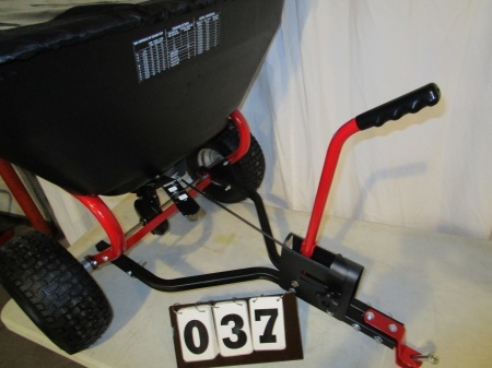lot 37 image: Precision Broadcast Spreader - Tow Behind