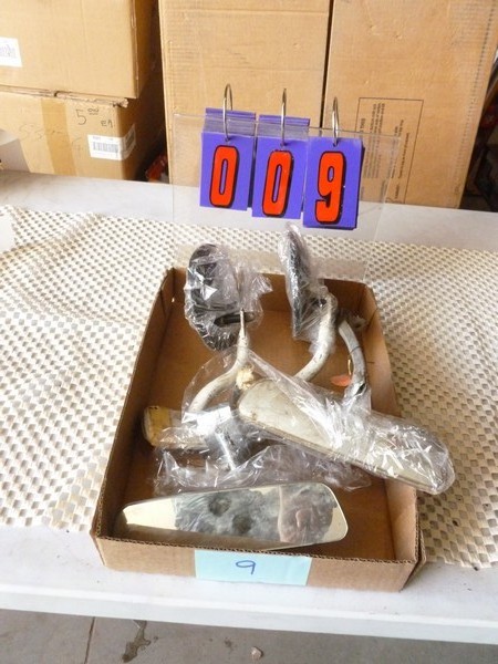 SnS Auctions # 286 Vintage generators & automobila