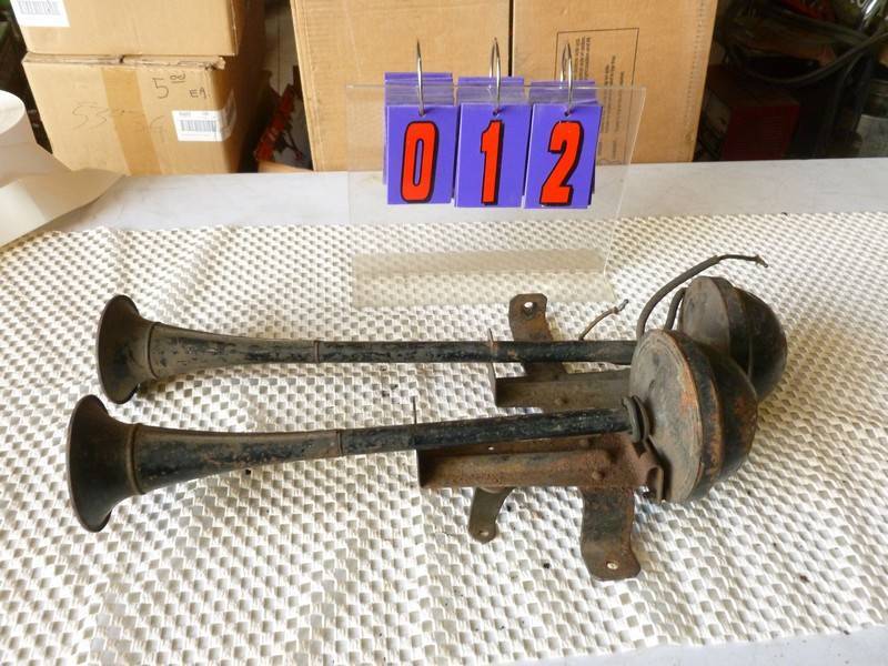 SnS Auctions # 286 Vintage generators & automobila