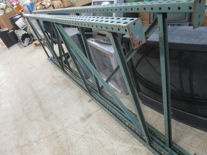 lot 8 image: Set of 2 Green Racking Frames 11.5 ...