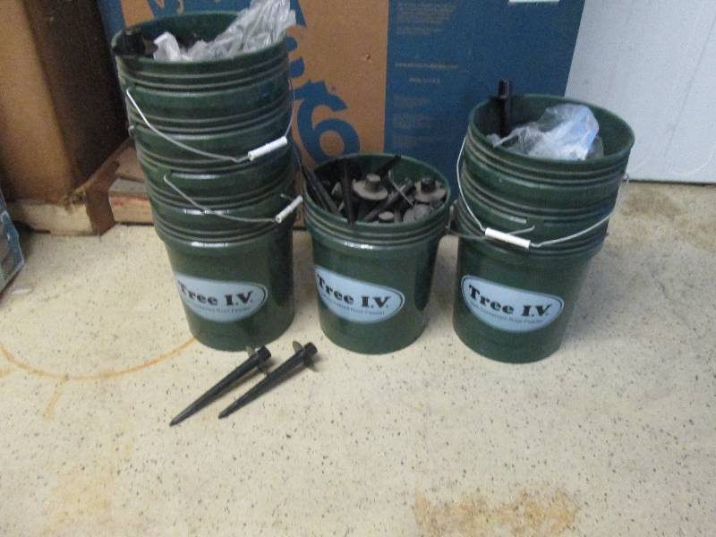 lot 12 image: Tree IV Watering System...
