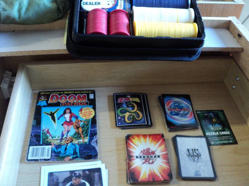 lot 336 image: doom patrol book, puzzle cards play...
