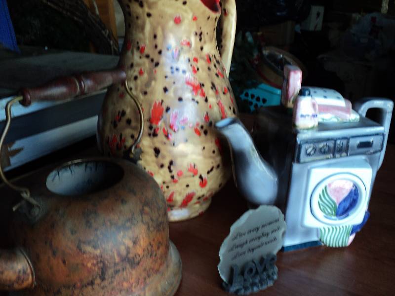 lot 346 image: pitchers and sign...