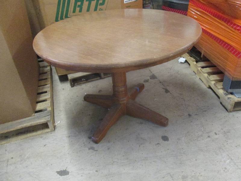 lot 58 image: Round Pedestal Table with Durable ...