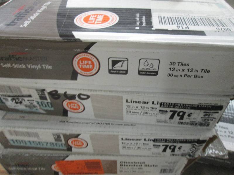 lot 67 image: Lot of 3 Cases Traffic Master Linea...