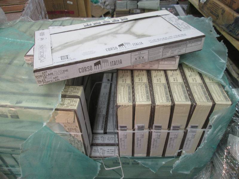 lot 79 image: Lot of 10 Cases Corso Italia Impero...