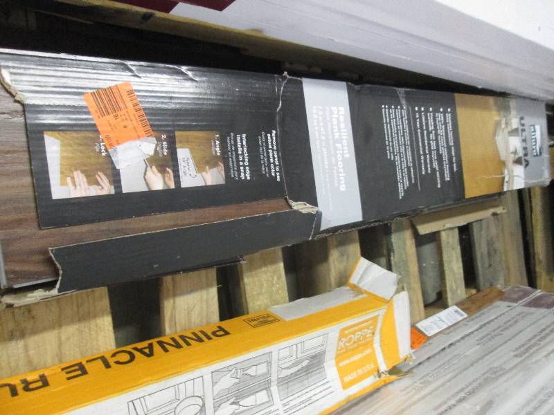 lot 139 image: 4 cases Traffic Master Allure Ultra...