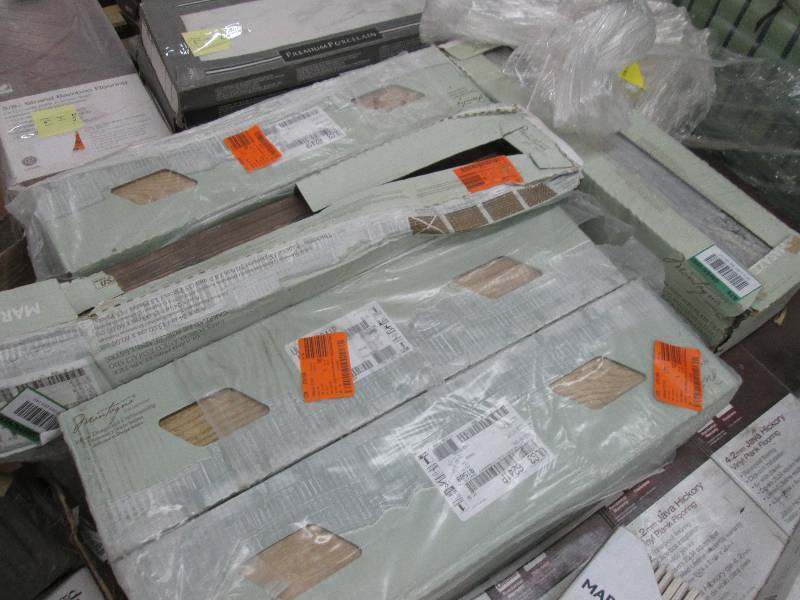 lot 169 image: 3 Cases Marazzi Montagna Natural 6 ...