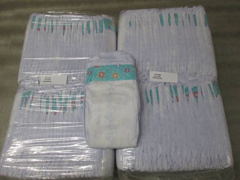 lot 201 image: 2 Packs of 50 each Disposable Diape...