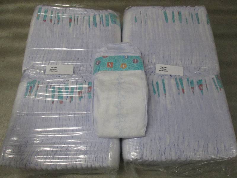 lot 202 image: 2 Packs of 50 each Disposable Diape...