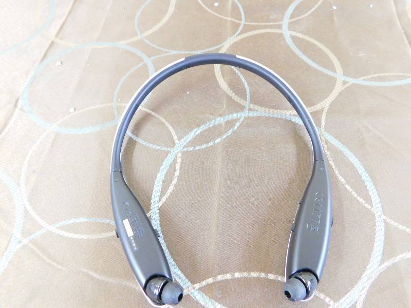 LG Tone Infinim HBS-900 Wireless, MSRP $99.99