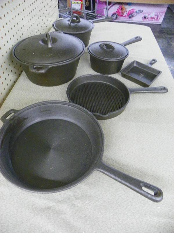 alcove 9p CastIron COOKWARE SET