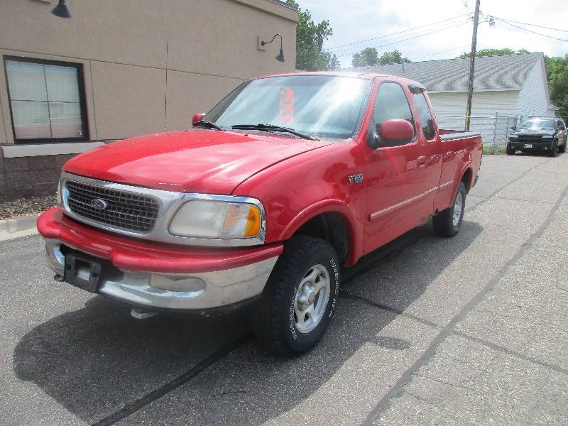lot 9 image: Ford F150