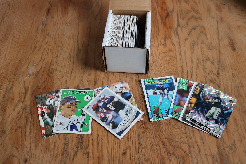 lot 45 image: 100 Troy Aikman cards...