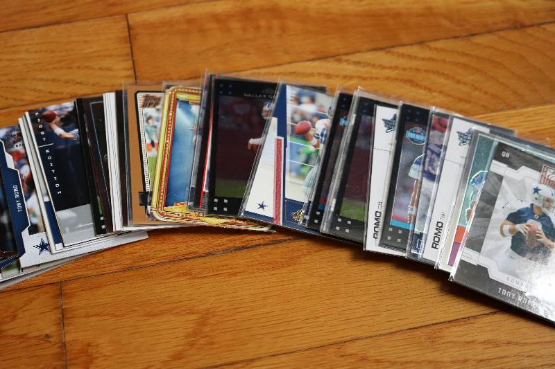 lot 28 image: 40 Tony Romo cards...