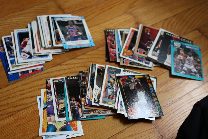 lot 86 image: 100 Patrick Ewing cards...