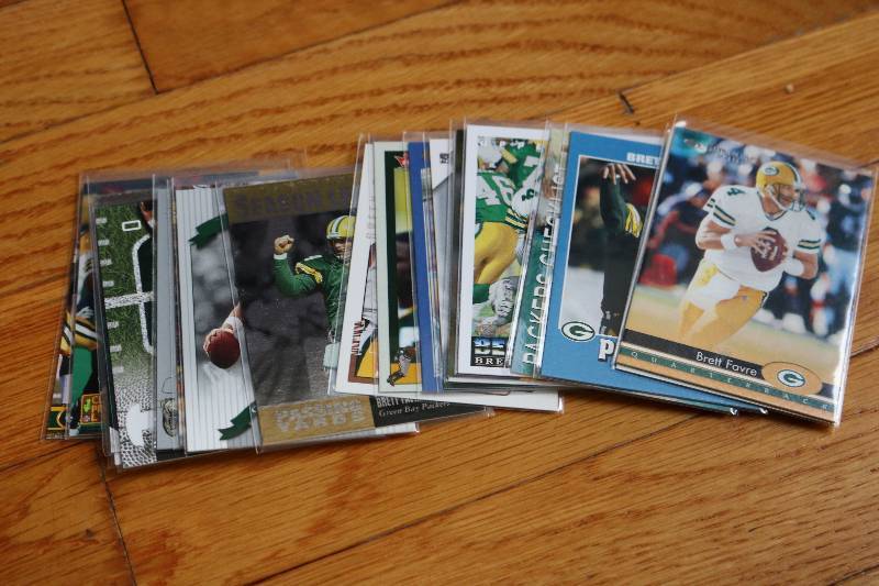 lot 94 image: 20 Brett Farve cards...