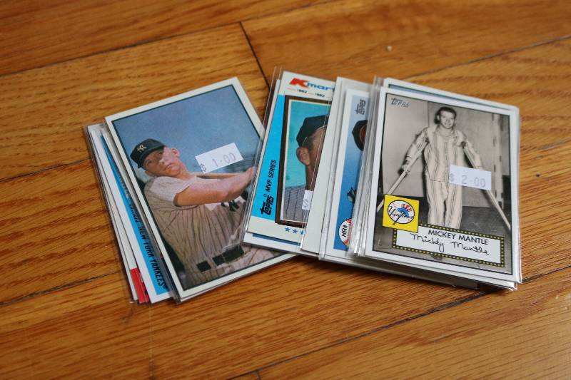 lot 53 image: 20 Mickey Mantle cards...