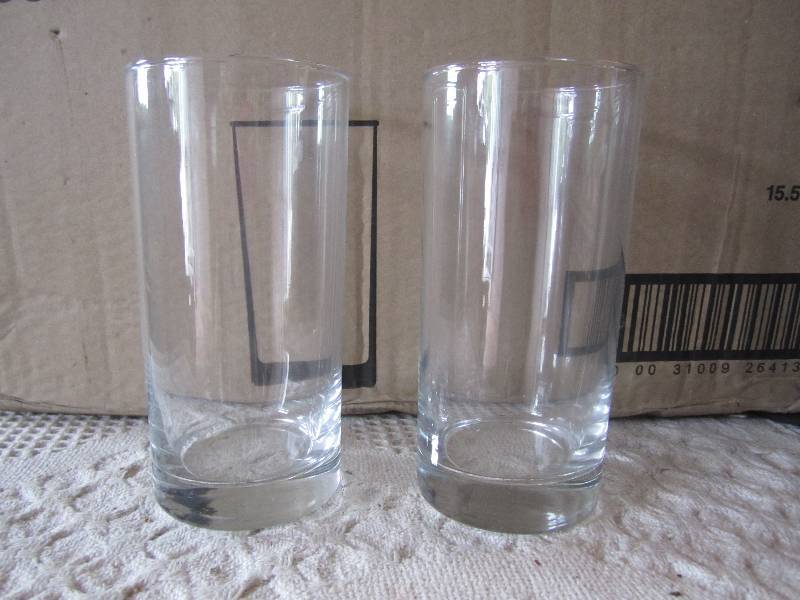lot 19 image: Case of 36 Libbey 15.5 oz Coolers G...