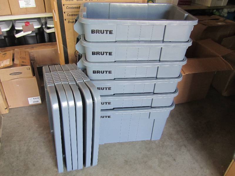 lot 47 image: Case of 6 Rubbermaid 20 Gallon Brut...